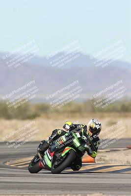 media/Dec-04-2025-Racers Edge (Thu) [[5ebc9f124d]]/3-B Group/2-Session 1 (Turn 4 Entry)/